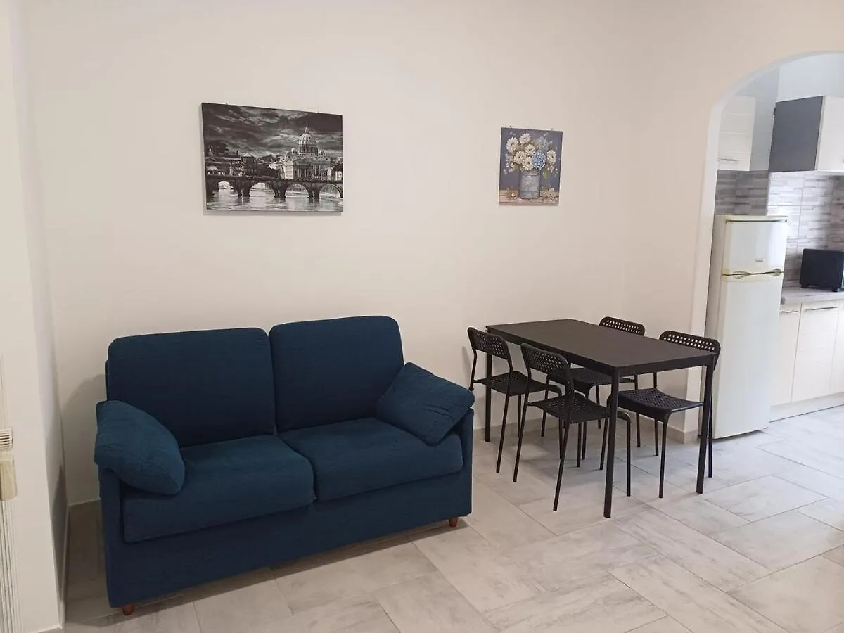 Alessia C Locazione Turistica Apartment Rome